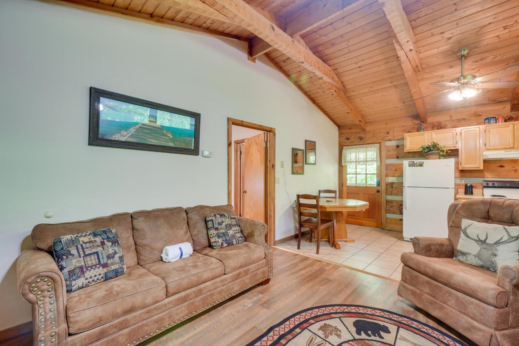 Gatlinburg Cabin With Hot Tub About 6 Mi To Downtown! Exterior foto